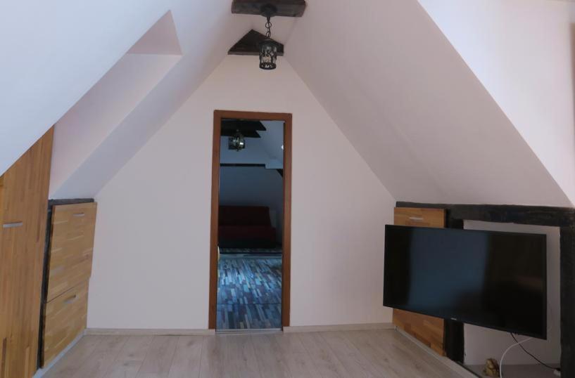 House Of Colors Apartment Brasov Bagian luar foto